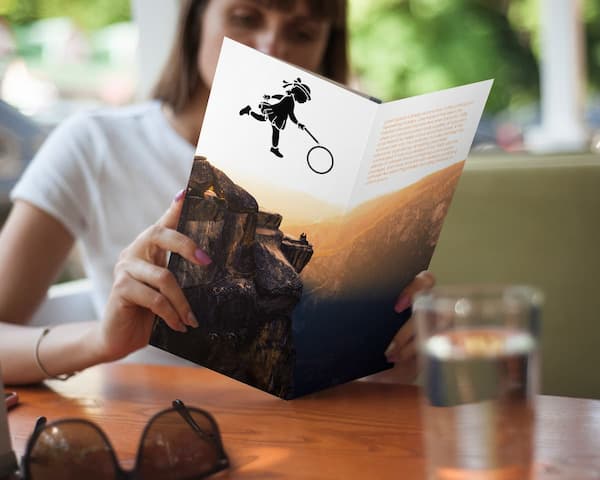 Rappresentazione di una brochure per degli eventi immersi nella natura